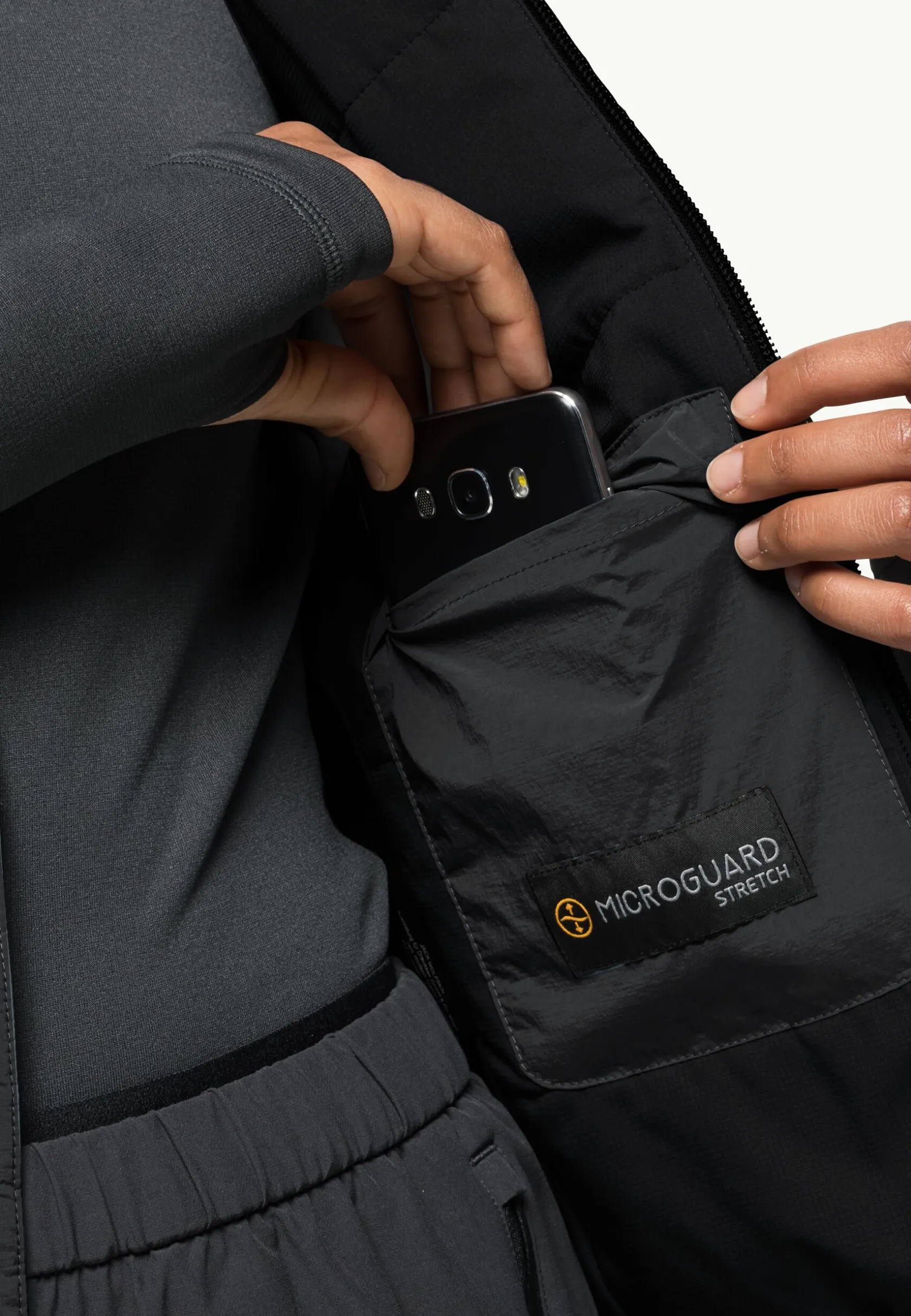 Lifestyle|Voor- En Najaarsjacks/-Jassen|Jack Wolfskin Bike Commute Ins Vest W Phantom