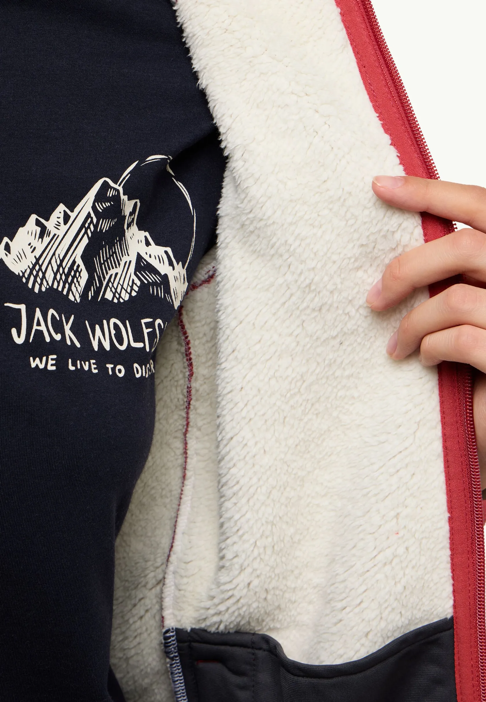 Voor- En Najaarsjacks/-Jassen|Fleece|Jack Wolfskin Kaminfeuer Hooded Jkt W