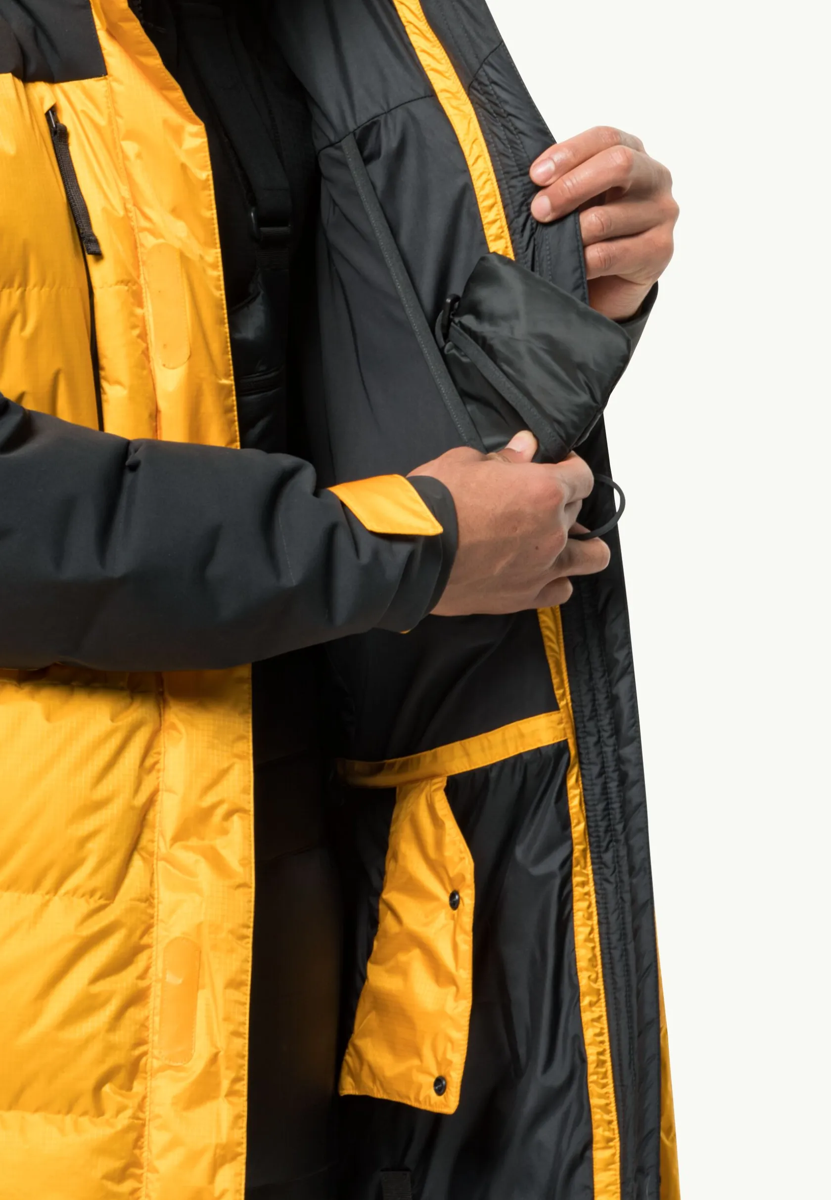 Discovery|Voor- En Najaarsjacks/-Jassen|Jack Wolfskin 1995 Series Cook Jkt M